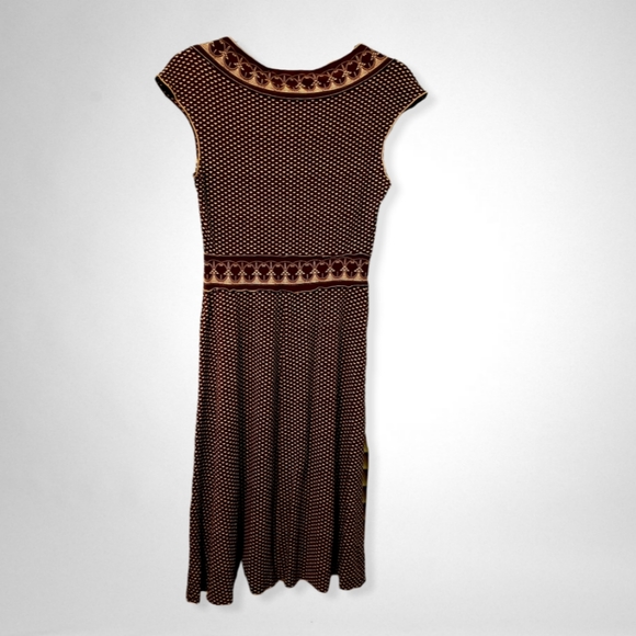 Max Studio Knee Length Summer Dress with V-Neck & Empire Waist-XS - Picture 2 of 5